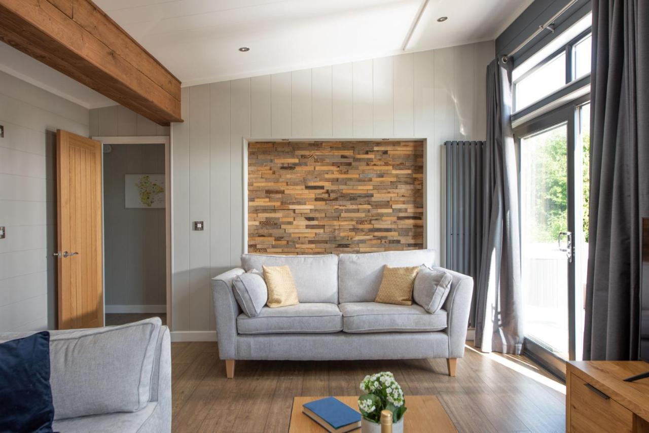 Lifton Primrose Lodge, 25 Roadford Lake Lodges מראה חיצוני תמונה