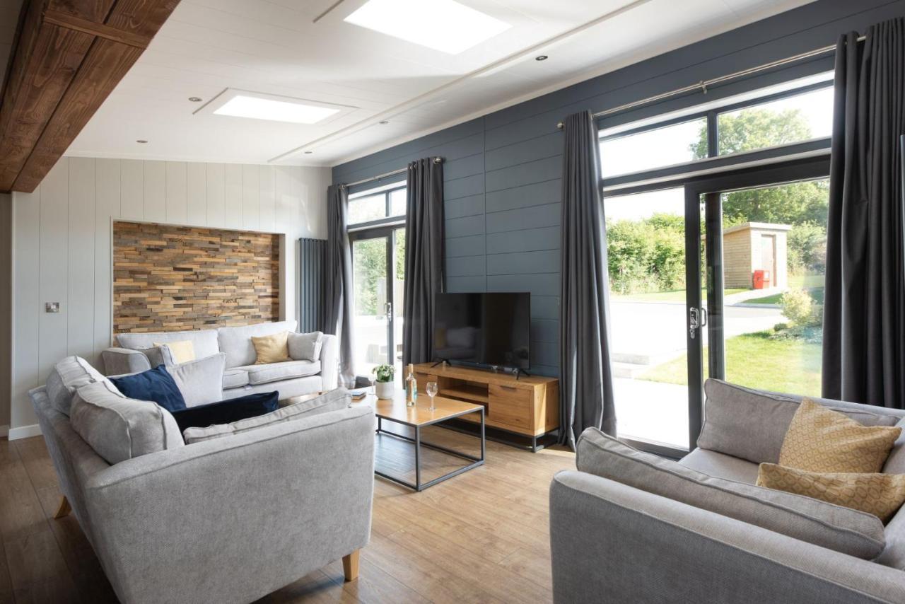 Lifton Primrose Lodge, 25 Roadford Lake Lodges מראה חיצוני תמונה
