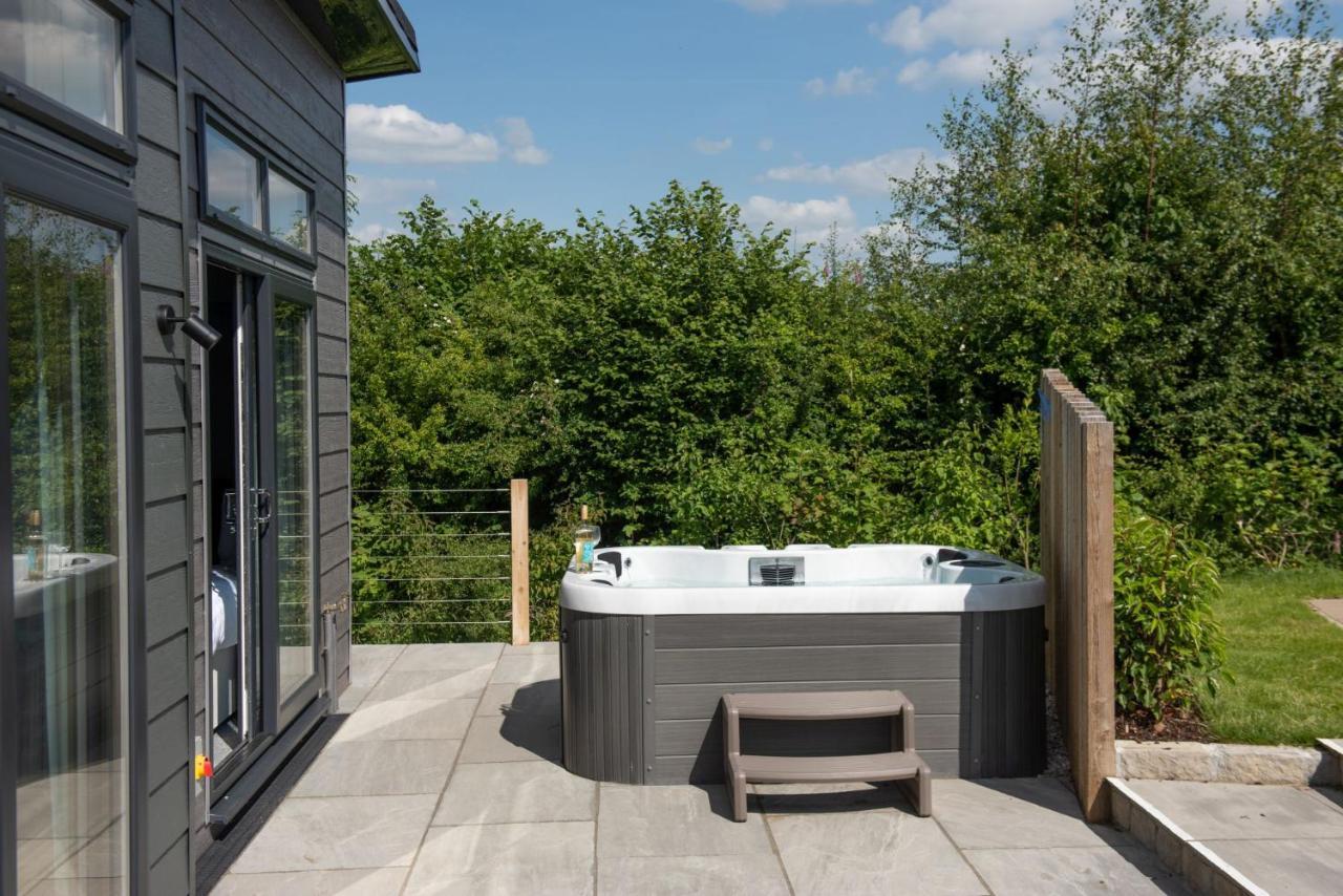 Lifton Primrose Lodge, 25 Roadford Lake Lodges מראה חיצוני תמונה