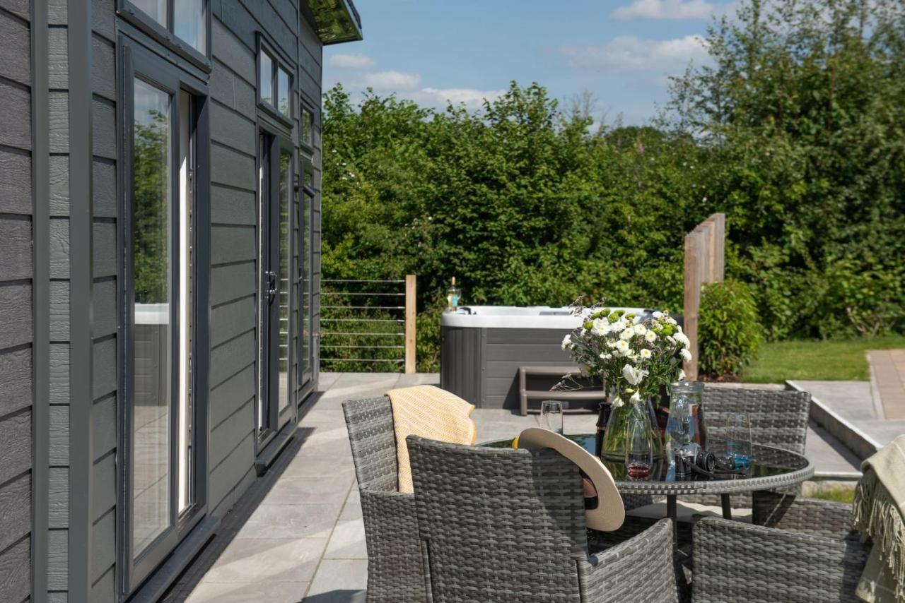 Lifton Primrose Lodge, 25 Roadford Lake Lodges מראה חיצוני תמונה